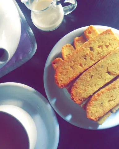 ويا صباح الخير ☀☕ #صباح_الخير #شاي_الضحى #لسان_الثور #دخن #شابورة #شابورة_مشكل #شابورة_حلوة #شابوره_بيتي #شابورة_خفيفة #شابورة_منزليه #شاي_كرك #بقصم #خنين #مساء_الخير #شابورة_دخن #لذيذه #جدة #السعودية #الغربية
