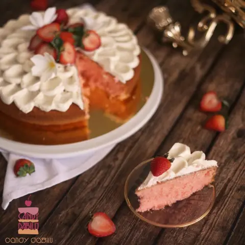 Strawberry Cake