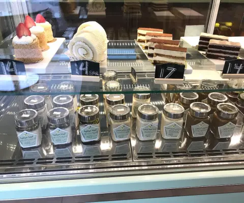 كميه جديدة من الاجبان و الزيتون في مخابز الرغيف الخاصه #بالعافيه