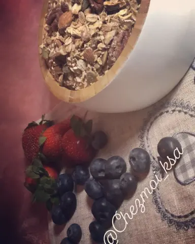 #granola#healthy#jeddah#makkah#breakfast#petitdejunee#sain#قرانولا#صحه#هلثي#جده#مكه#فطور#صباح#سناك