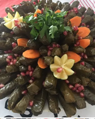 . متوفر ورق عنب ( الطلب قبلها بيومين )
