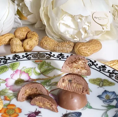 نكهة الفول السوداني. #بيستاشيو #chocolate #شوكولاتة #حلويات_قهوة #حلا_قهوه