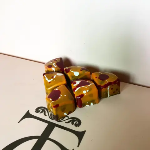 شكولاتة بلجيكية بحشوة الزعفران اللذيذة