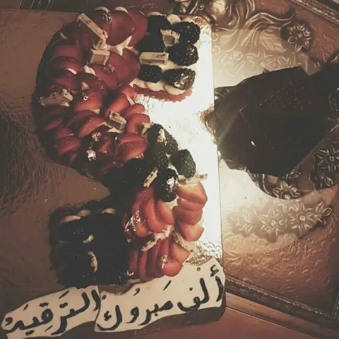 "أنتِ شُجاعة جداً وهادئة لدرجة أنّني أنسى أنكِ تُعانين." . . . . . . . . . #تخرج #الرياض #شوكولاته #فوندان #حلى #حلويات #حلا #كيكات_للمناسبات #كيكة #كيك_حلويات #حلا_قهوة #choclet #S #حروف #كيكات_بالورد #كيكات_نجاح #sweet #حلويات #تارت_الكوكيز #كيكات_تخرج #حلويات_الرياض#كيكات_حروف #حلويات_كيك #كيك #حرف #كيكة_ورد #caketrends #ورد #cake #تشيز_كيك #حرفS