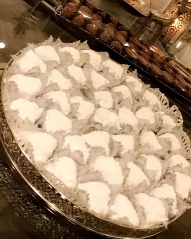 #sweet16 #icecream #dessert #sweet #riyadh_food_yummy #توب١٠٠توب #لذيذ #لذيذة #لذيذة_لذاذة_اللذوذين_كلهم #ايسكريم #ايس_كريم #ايس_كوفي #اطعمه #عشاء #تقديم #اللوتس #اللوتس #اللوتس #حلى #حلويات #طبخات #اكلات_شعبيه #اكلات_لذيذه #حلى_الخشخش #محشي_بصل #كعك #كعك_العيد شكراً زبونتنا الغاليه على الصور ❤️