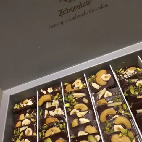 شكولاته بالمكسرات