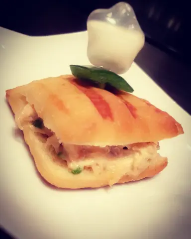 فطيرة التونه #حلى_صغيراتي#حفلات#فطور_صحي#فطور_اكسبريس