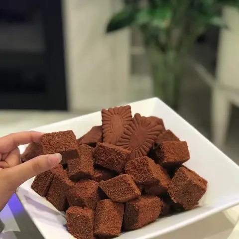 تم توثيق الحساب في موقع معروف حفاظآ ع المصداقيه ولله الحمد
