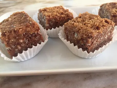 كرسبي اللوتس شيء لايقاوم