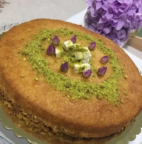 ‏حين تخبر الله إنك رضيت بقدره .... ثق تماما انه سيرضيك بسعادة أكبر ... صباحكم رضى وسعادة تصويركم ❤️❤️ تشيز بسبوسة =٧٠﷼