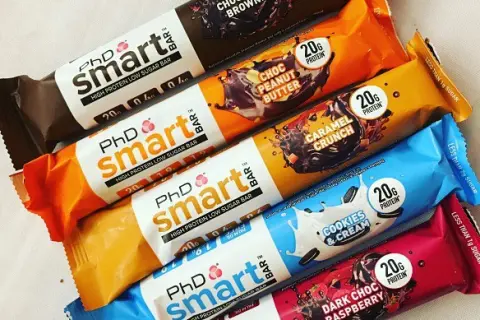 PHD SMART protein low sugarمتوفر في جميع فروع تسالي بـ ٥ نكهات مختلفة #المدينه_المنوره #المدينه_الان #المدينة_الان #المدينة_المنورة #بروتينات #منتجات_مستوردة #الطايف #الطائف #الطايف_الان #الحوية #الحويه