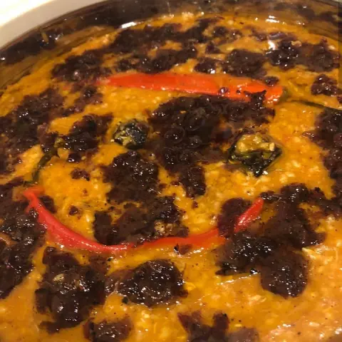 كل عام ووطني الغالي بخير لحجز معمول اليوم الوطني على واتس أب بوكس ٢ كيلو ب١٢٠ ريال