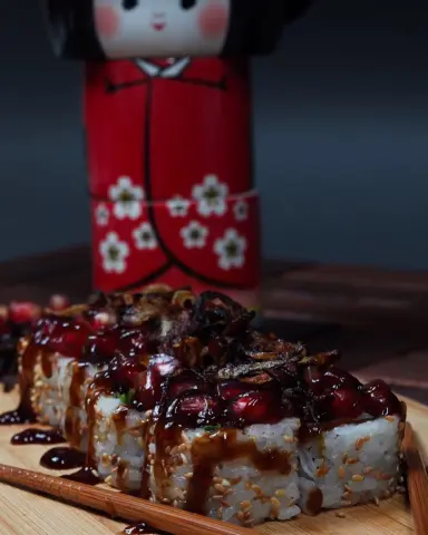 EP Roll #sushiroll #pomegranate #potato #yumesushii