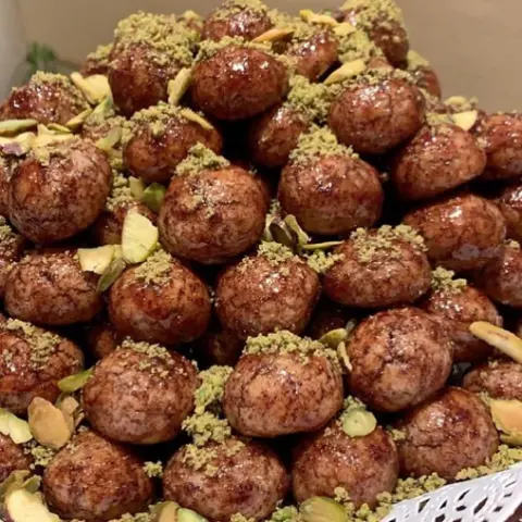 مني كليجا بالصوص فريش وطرية بـ١٢٠ #مني_كليجا #كليجا_الرياض #كليجا_ميني #كليجا_دبس #كليجه_العيد #ميني_كليجا #ميني_كليجا_مع_الصوص