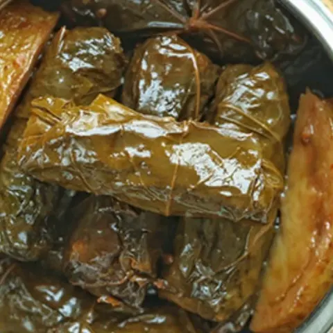 متوفر اليوم ورق عنب للحجز واتساب من الان