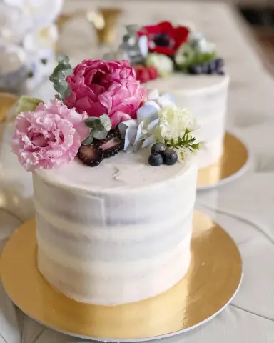 Red velvet cake