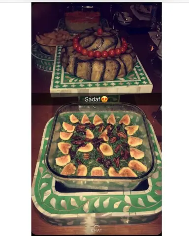 سلطة الكيل و التين و سلطة الاورزو بالباذنجان