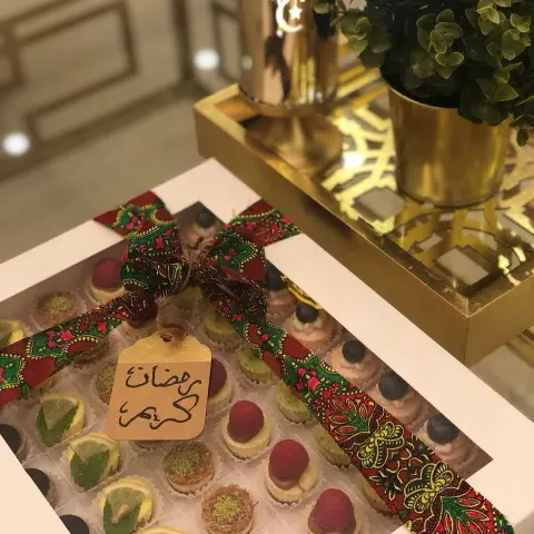 بوكس ميني تشيز مشكل #روثانة_سويتس #نقصة_رمضان #الخبر#الدمام#الظهران