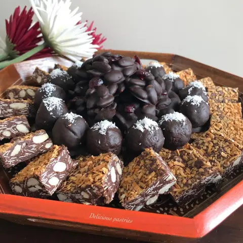 #حلويات #لذيذ #مناسبات #الرياض #حفلات #قهوة #شوكولاته #مميز #استقبال #زواجات #مطاعم