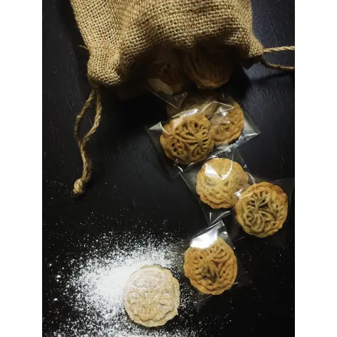 مساء الخير ع الجميع ... معمول بالتمر ..طعم - - #معمول_تمر #معمول_حجازي #الرياض #riyadh #اكلات #طعم #جديد