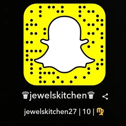 سناب المتجر للاستفسار والتواصل واتس اب على الرقم #كيك #الاحساء #تقديمات#حلويات#سينابون#ضيافة