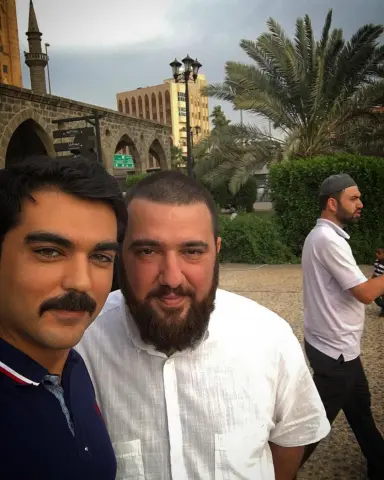 صورة تذكارية مع الأمير الخلوق عبدالحميد آل عثمان. حفيد السلطان المرحوم عبدالحميد الثاني في #سكة_حديد_الحجاز #قهوة_الحجاز #سكة_الحجاز #رمضان_كريم #المدينة_المنورة_عاصمة_السياحة_الإسلامية #المدينة_المنورة #القهوة_التركية #medine #hicazkahvesi #osmanlıtrenistasyonu