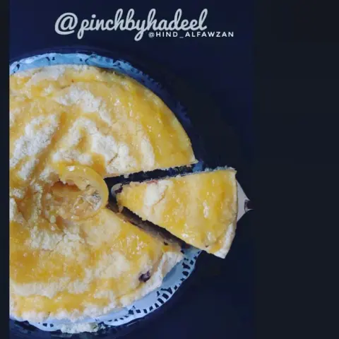 كيكة الليمون بالتشيز والكرمبز متوفرة للتسليم الفوري للحجز التواصل على الرقم #هلا_بالخميس#الرياض#كيكة_ليمون