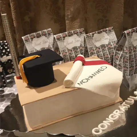 الذ واشهى الدجاج بتتبيلات منوعه تجدونها عند