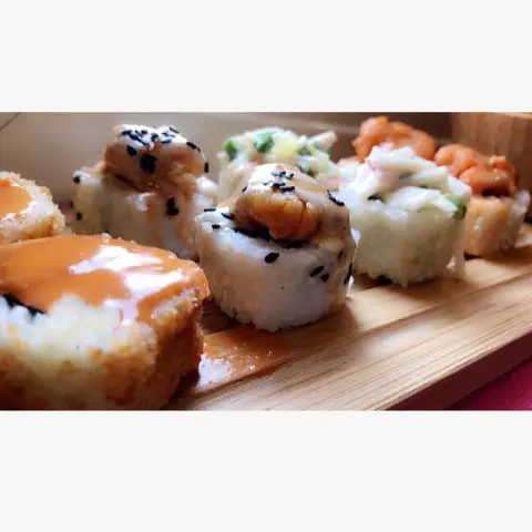 من تصويركم #سوشي #لذيذ #متميز #رائع #sushi #الدمام #الخبر #يمي_يمي #delicious #سوشي #لذيذ #كوريا #كوري #اليابان #شوبستيكس #يمي #صوص #حفله #عزيمه #زواره #بارتي #صديقات #اهل #الدمام #الخبر #تمبورا #sushi_house #ادمان #عشاق_السوشي#فجل_اصفر #كرانشي#ديناميت_شرمب #ديناميت_تشيكن#عرض