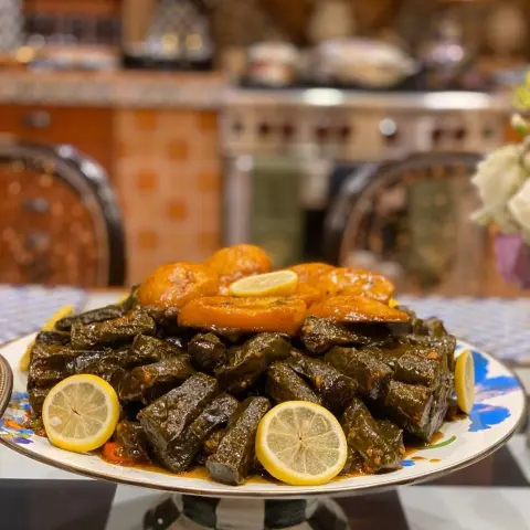 متوفر ملفوف