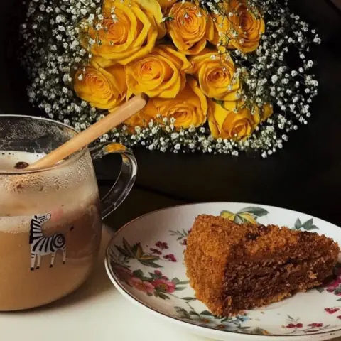 كيك العسل الروسيه❤️ وايضا وفرت نكهه الفستق