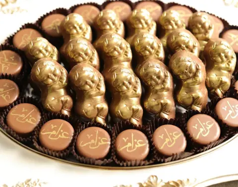 براوني طباعه على حسب الطلب❤️ . . . . البوكس ٣٠ قطعه ب ١٣٥. . شوكلاته البيبي❤️ السعر ٢٠ قطعه ب ١٠٠ ريال