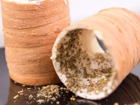 ‫LavaBite Labnah & Zaatar‬ ‫لاڤا بايت لبنه و زعتر‬