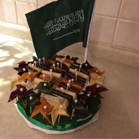 احتفال باليوم الوطني على طريقتك الخاصة وادفع ٨٨٪؜ من قيمة مشترياتك . . . #توتي #فروتي #اليوم_الوطني #السعودية #saudiarabia #saudi #fruit #جدة #مكة #المدينة #الرياض #الدمام #الخبر #ينبع #الكويت #دبي #البحرين #عمان #دام_عزك_ياوطن #رؤية_2030 #انا_سعودي #فواكة #فواكة_مجففة #قمر_الدين #حامض #حلو #المملكة #كلنا_سلمان #منتجات #محلية