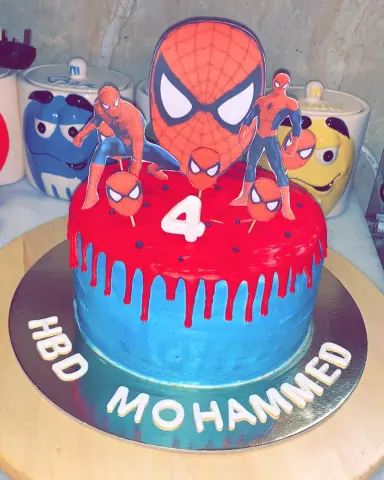 Spider-Man cake ❤️ ابتدا من ١٨٠ ريال