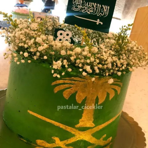 #اليوم_الوطني #اليوم_الوطني88 #حلويات #نيكد_كيك #كيك #ملكة #ملكه #زواج #عرس #خطوبة #كبك_كيك #الرياض #حفلة #اطفال #مكياج #مكياج_ناعم #ميك_اب #فولو #عليا_العبيد #افنان_الباتل #اريج_العتيبي #الرياض #توصيل #نوره_العمرو #تجارب #العيد #رمضان