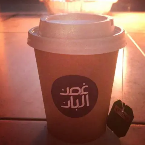 ✨ عـرض خــاص ولـ فـتـرة مـحـدودة ✨ . ✨ عـضـويـة اشـتـراك شـهـر ✨( من الأحـد الى الخـمـيـس) . . 20 يـوم . . . ✨ لـ اربع اشخاص أو اكـثـر في نفس مقر العمل . . . خــصــم % .✨ . ✨ التـوصـيـل مجـانـاً .✨ . . ✨ اشترك وستمتع مع زملائك بـ قهوة الصباح والفطور فاخر يصلك كل صباح الى مكتبك / جامعتك / منزلك ✨