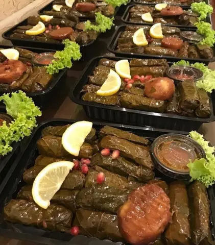 مساء أول يوم دراسي ، بالتوفيق لاخواننا واخواتنا الطلاب . . حبينا نذكركم بعرض صحن ال٥٠ حبة ب٨٨ ريال لفترة محدوده . .#الرياض #المدرسه #السعودية #اكسبلور #ورق_عنب