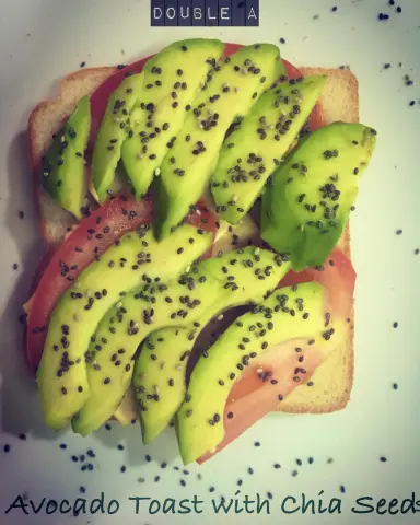 #healthyfood #healthyeating #healthymeal #avocadotoast #avocado #chiaseeds
