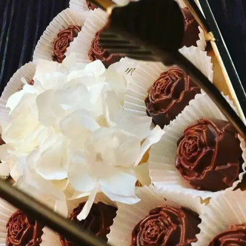 حلا الجالكسي .. لذاذه وسنع ..حياكم #سنع #سنعات #حلا #حلويات #اسر_منتجه #الدمام #السعودية #الشرقية⭕️ #الشرقيه #لذيذ #حياكم #نقصه_حلوه #نقصه_حلوه_ذوق