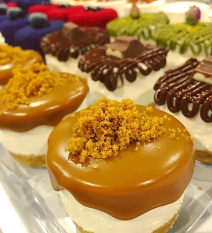 . . #تشيز#تشيز_كيك#جدة#جده#حلى#توزيعات#مناسبات#تشيزكيك_سوسو#cheesecake_soso#.#تشيز_كيك #تشيز_كيك_اللوتس #تشيز_اللوتس#تاجرات#جدة#تشيز_ميني #تاجرات_جدة#توزيعات#حلى#كيكة #لاتيه_كيك#حلو#ستاشيو#بان_كيك #حلويات#حلا#كوكيز#لوتس#اسر_منتجه #sweet#cake#cheese cake# cheesecake # #تصويري#مكه#هدايا#جده . . البوكس عدد ١٢ ب ٩٠ ١٥ ب ١١٠ ٢٤ ب ١٧٠