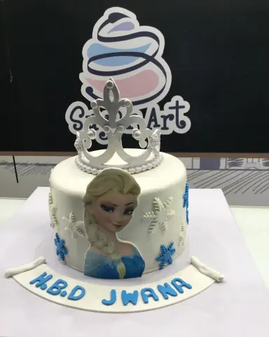 #كيكةالعيد مع فنون السكر #eidcake احجز الآن السعر ١٥٠ ريال فقط.