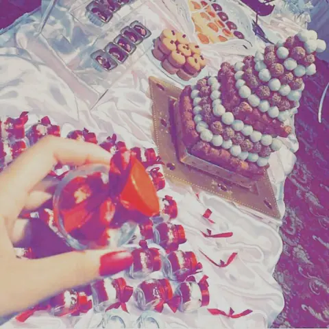 - - - ‏.. استغفر الله حتى يرتاح البال و يطمئن القلب و ينزاح الثقل و تنشرح النفسّ ⠀ - ⠀ ❃ أسعد الله مـــــــــــــساءگم ❥ - - #متوفر_للتسليم - #مساء_الورد