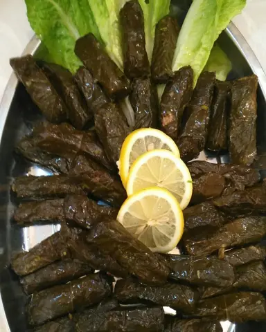 ورق عنب بدبس الرمان