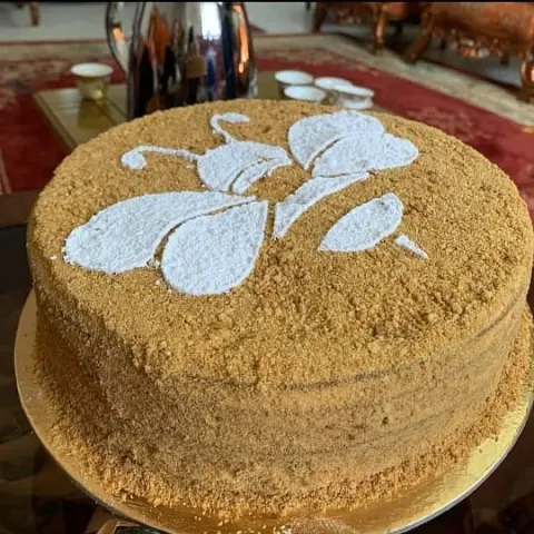كيكة العسل الروسية سعر رمضان ١٥٠ ريال بدل ١٦٥ ريال التوصيل مجاني للحجز عن طريق الواتساب بدون تسجيل الرقم اضغط على الاسم في البايو #تيراميسو #تراميسو #حلويات #حلى #مناسبات #جدة #جده #شوكوﻻته #شباب #اوريو #نوتيﻻ #كوفي #قهوة #tiramisu #عسل #medovik٠