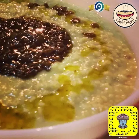 ●لو حبيتوا تطلبوا ويكون طلبكم مؤكد كل اللي عليكم (بس تسجلوا البيانات) اللي تحت كااااملة من فضلكم . 1/اسم لصاحب الطلب وياريت مايكون أم او أبو... فلان لأنها تسبب لخبطة وتكرار(--) 2/كمية الطلب(--) 3/العنوان لو توصيل(--) 4/اليوم(--) 5/الوقت(--) 6/إرسالها عبر الواتس اب لرقم الطلبات الموضح ببايو الحساب وكمان لاتنسوا في رقم ثاني لو حبيتوا تشاركونا بإقتراح او ملاحظة نستفيد منها ونتعلم منكم ❤️ ونطور فيها من شغلنا لإرضاء خدمتكم. . والحين اتفضلوا لقائمتنا بالتفصيل وجميييع الاسعارحياكم الله ونتشرف بخدمتكم❤️. . . •اهل جدة التوصيل من 20 الى 40 ريال حسب الموقع والطلبااااات (فووورية) بنفس الوقت واليوم {{ووولكن يفضل}} الحجز قبل بيوم . . ••تفاصيل الاحجام: 1/(لشخصين) علبة قصدير . 2/(صينية قصدير وسط وكبير) للعزائم والمناسبات. 3/(سخانات وسط وكبير) للعزائم والمناسبات. . •••تفاصيل الاصناف والاسعار. {1}: قصدير لشخصين/ اي صنف (جريش-مرقوق-سليق-مكرونة الفوتتشيني) ب30 ريال وهذا الحجم لايوجد (قرصان) . {2}:صينية القصدير حجم من 4 الى 6 اشخاص واكثر. (الجريش) ب100 ريال وباقي الاصناف (مرقوق-قرصان-سليق-مكرونة الفوتتشيني) ب130 ريال. . {3}:صينية قصدير الحجم الكبير من 8 الى 10 اشخاص وأكثر. (الجريش) ب150 ريال وباقي الاصناف (مرقوق-قرصان-سليق-مكرونة الفوتتشيني) ب180 ريال. . {4}:سخانات حجم متوسط. (الجريش) ب130 ريال وباقي الاصناف (مرقوق-قرصان-سليق-مكرونة الفوتتشيني) ب150 ريال. . {5}:سخانات حجم كبير. (الجريش) ب200 ريال وباقي الاصناف (مرقوق-قرصان-سليق-مكرونة الفوتتشيني) ب250. . حائز على الشهادة الذهبية من موقع معروف تحت مظلة وزارة التجارة. وحياكم بحساباتي الشخصية على الانستقرام والسناااااااب شات وكلهم نفس الاسم : . . #جريش #جريش_امي #يمي_جدة #يمي_اعلان #غدا #غداء #عشا #عشاء #طبخ #طبخ_سعوديات #اكل #لايفوتك #جدة #مطاعم_جدة #يمي #مرقوق #قرصان #حنيني #تم #تصويري #سيلفي #سلفي #عدستي #من_تصويري #من_عدستي #فوتتشيني #مكرونة_فوتتشيني