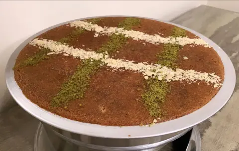 بسبوسة المهلبيه اللذيذه