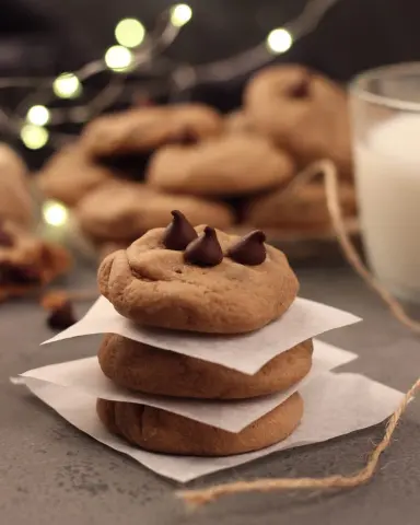 You can’t buy happiness but you can buy #cookies #كوكيز #كوكيزات #حلويات #شوكولاته #نوتيلا #جالكسي #تمريه #كيك #جدة #cookies #cookie #chocolate