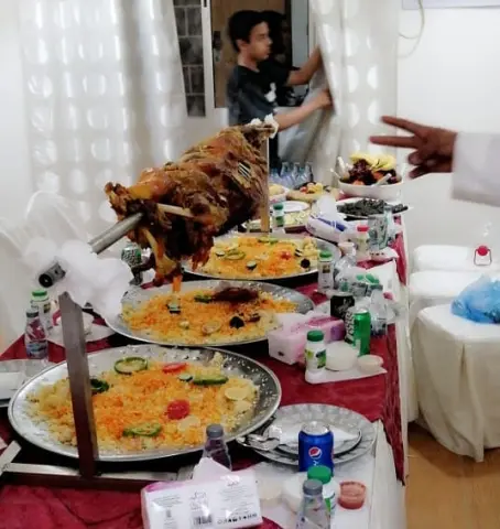 #ديوانية_الخروف_المشوي نقدم لكم أجمل واللذ ما طاب من اللحم المشوي والمقرمش ونغطي جميع حفلات_شواء_خارجية وحفلات الشوي المختلفه موقعنا #الرياض المونسية طريق الدمام الفرعي #الشرقية الخبر الثقبة #الدمام حي الفرسان للإستفسارات والتواصل