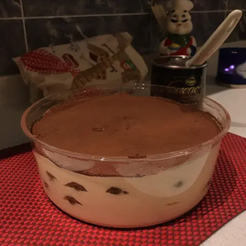 تيراميسو پودينغ صنع بكل حب و بأيدي أمينه